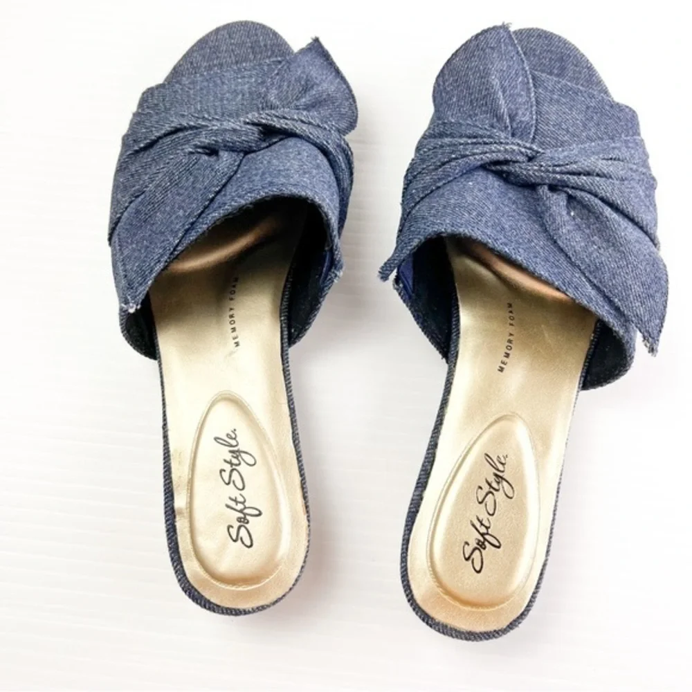 Soft Style Slides womens size 7.5 Denim Bow Flat sandals